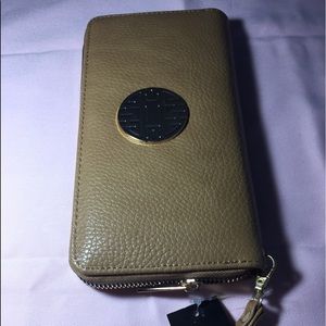 Rebecca & Ritka Wallet